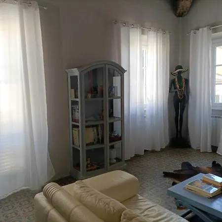 Casa Di Titta Vicino Al Mare Viareggio